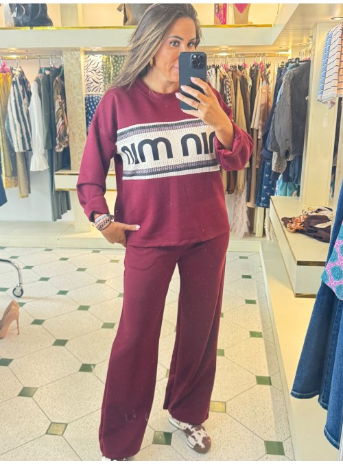 Conjunto deportivo con...