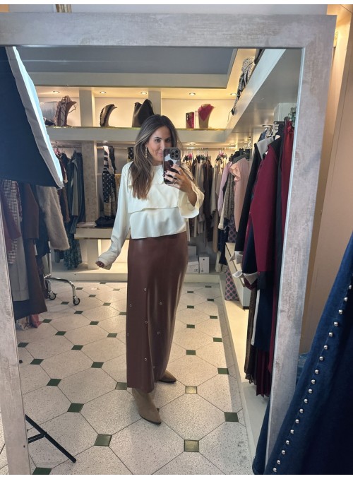 Falda polipiel con detalle...